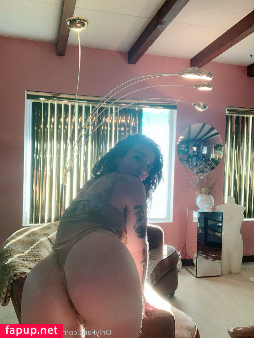 Thesmuttymystic S Nude Leaked Onlyfans Patreon Fansly Twitter